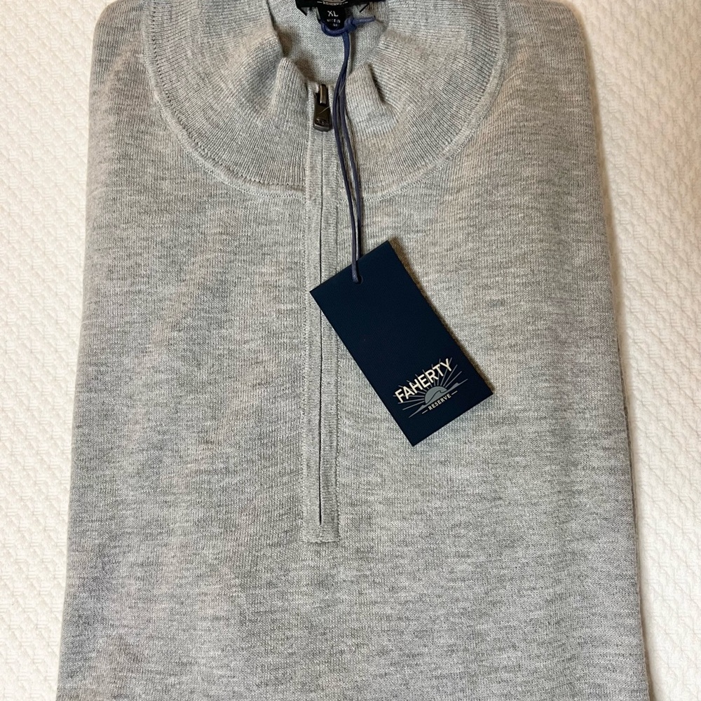NWT Faherty Men's Grey Sweater